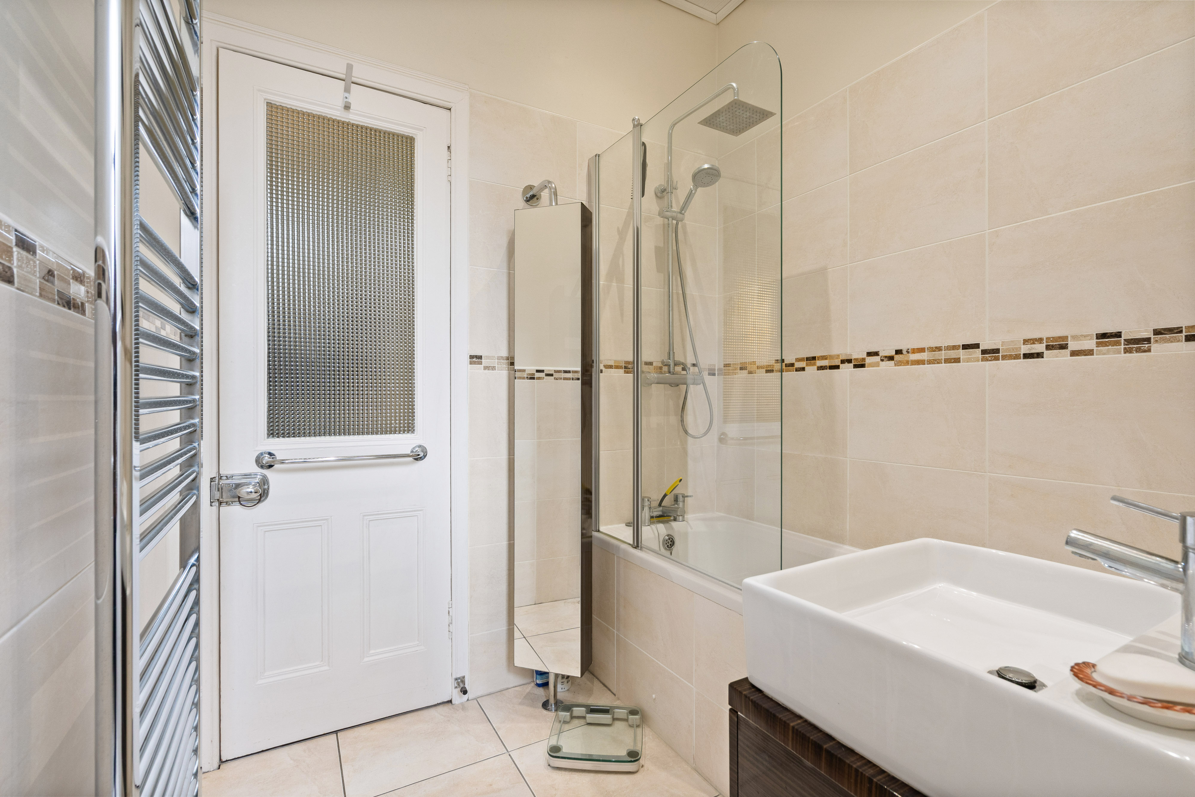 25 (Flat 3) Montpelier, Bruntsfield, Edinburgh, EH10 4LY Image 19