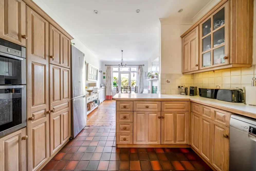 Rusthall Avenue London W4 photo 10