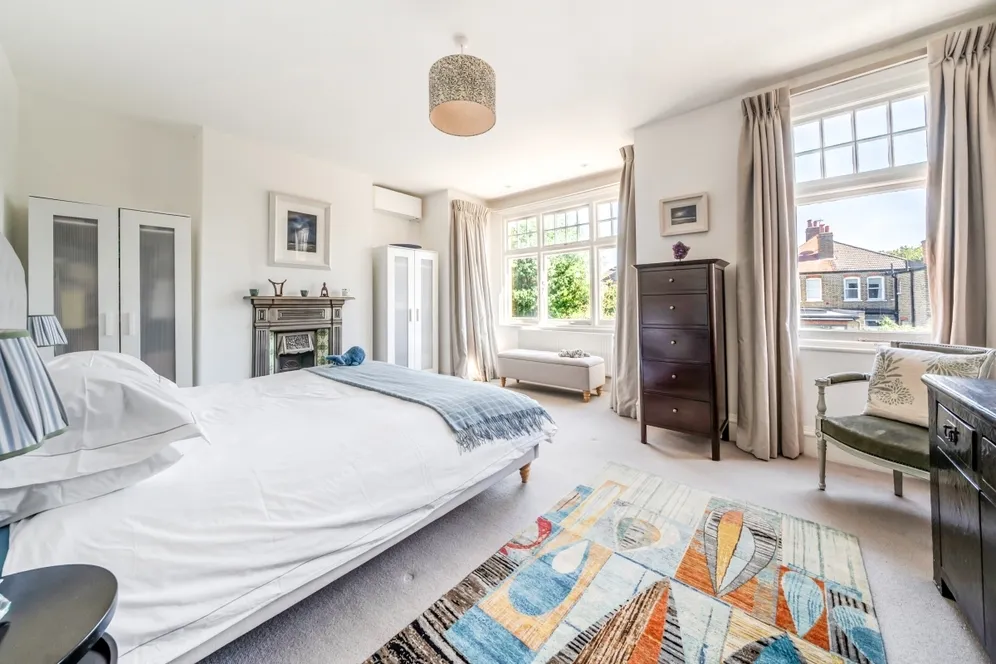 Rusthall Avenue London W4 photo 11