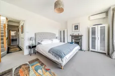 Rusthall Avenue London W4 photo 12