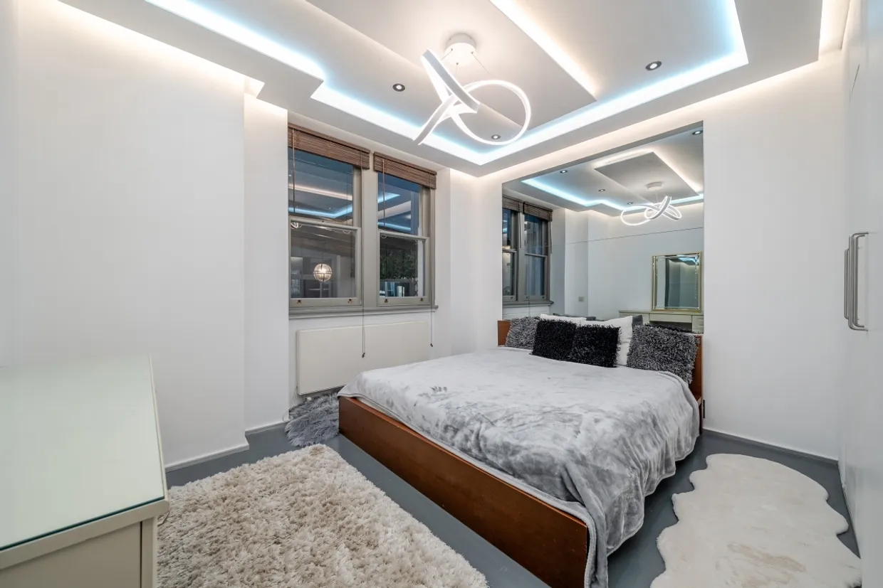 Bramham Gardens Earls Court SW5 photo 10