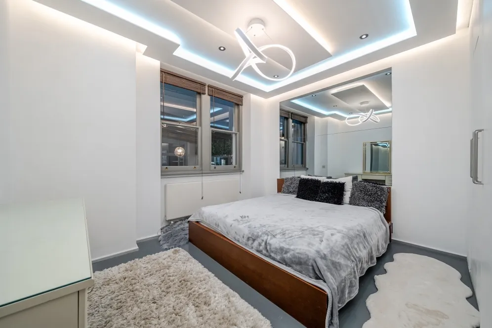 Bramham Gardens Earls Court SW5 photo 10