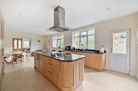 Church Road, Shepperton, TW17