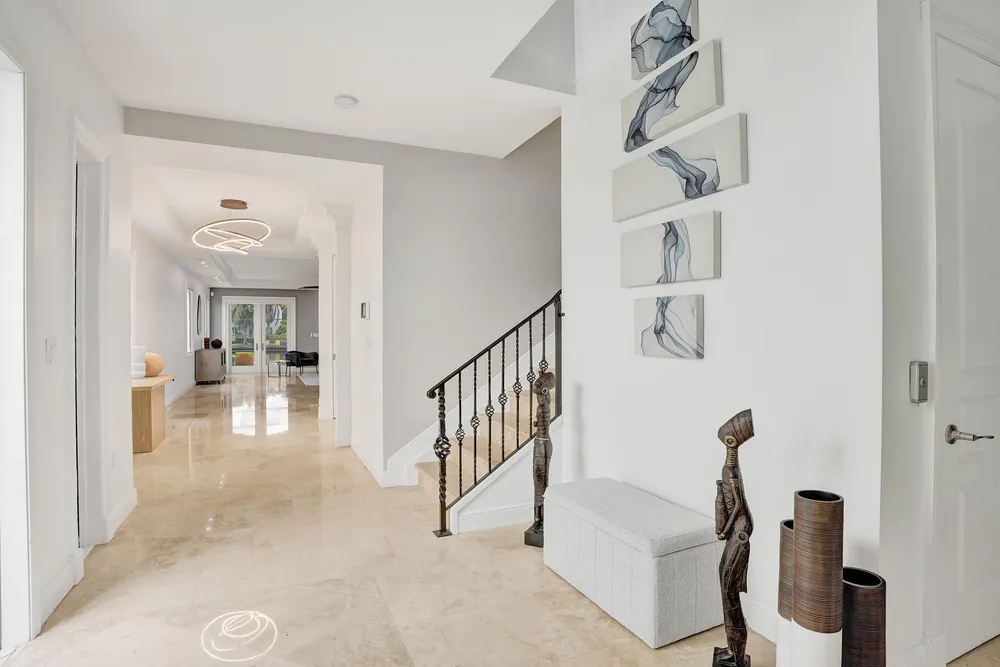 210 Hendricks Isle, Fort Lauderdale, FL 33301