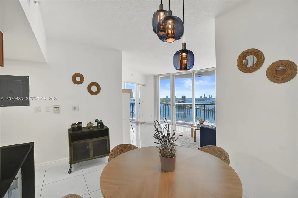 1750 N Bayshore Dr, Miami, FL 33132