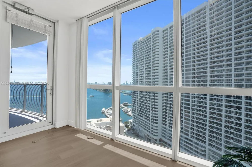 1750 N Bayshore Dr, Miami, FL 33132