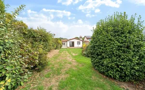 Becket Road, Bovey Tracey, Newton Abbot, Devon, TQ13 photo