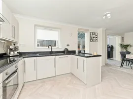 Buckthorne Fold, East Ardsley, Wakefield thumb 2
