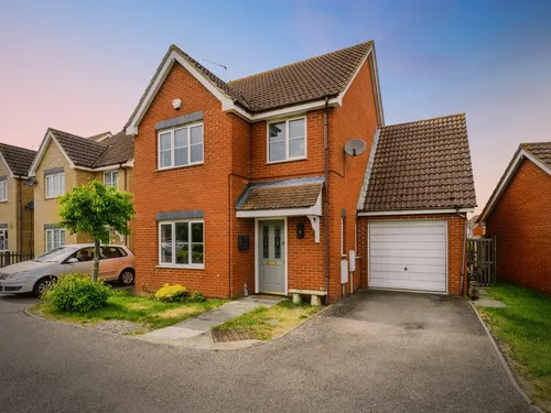 Bentley Avenue, Yaxley, Peterboroughphoto