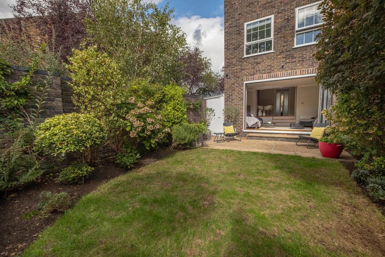 Wellesley Road, Twickenham, TW2 photo 14