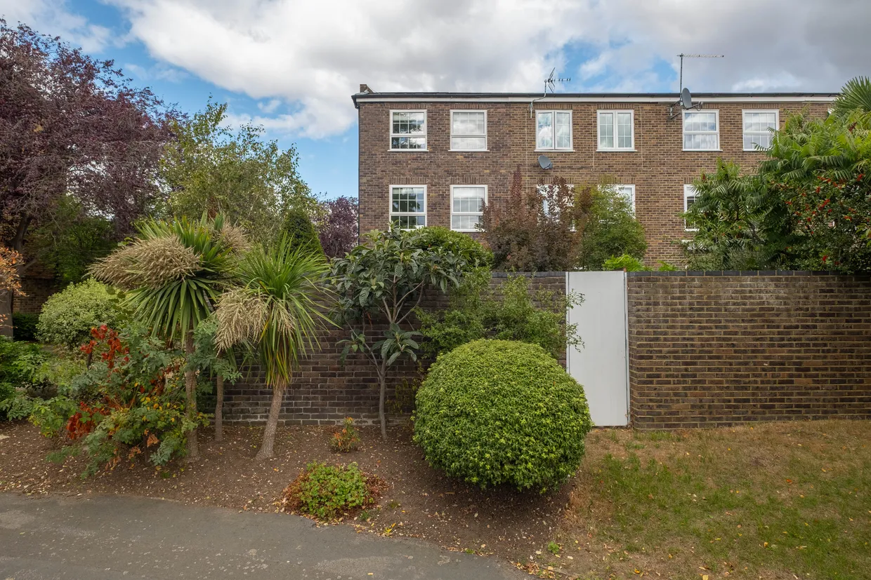 Wellesley Road, Twickenham, TW2 photo 15