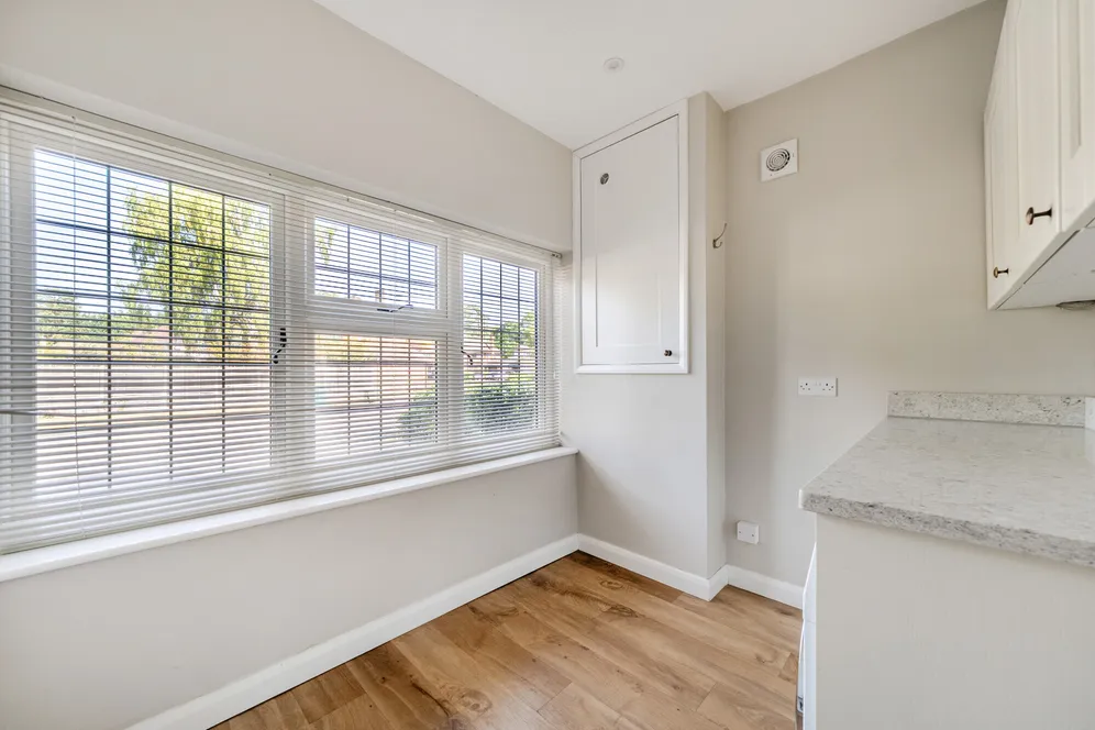 Foxhill Crescent, Camberley, GU15 photo 11