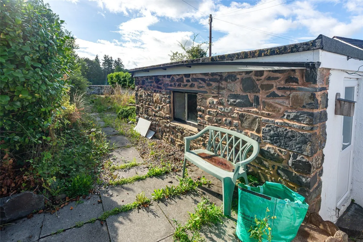 Denbigh Street, Llanrwst, Conwy, LL26