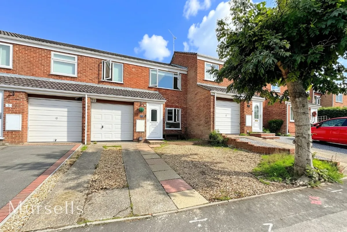 Kiln Close, Corfe Mullen, Wimborne, BH21