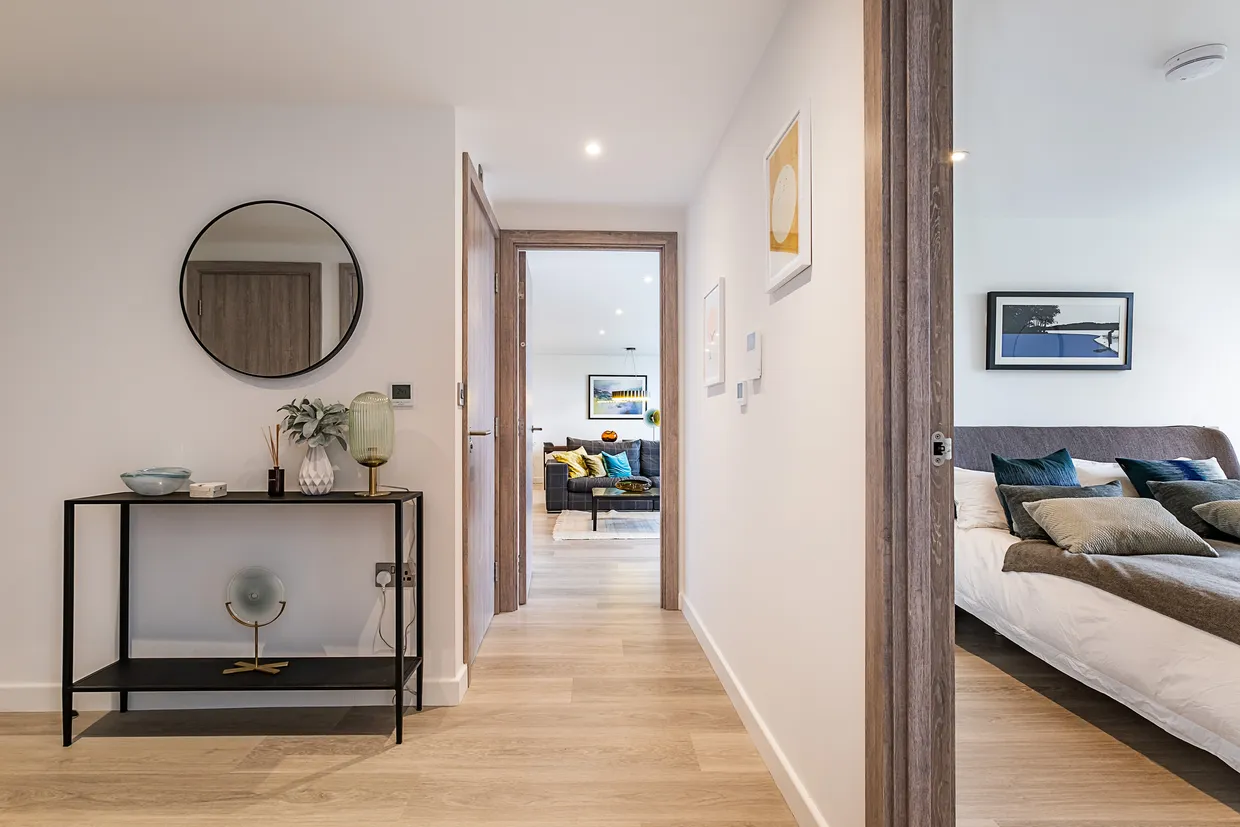 Plough Road, London, SW11 photo 7