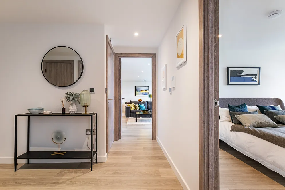 Plough Road, London, SW11 photo 7