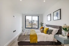 Plough Road, London, SW11 photo 12