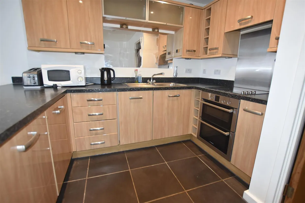 Greenbank Court, Lanadron Close, Isleworth