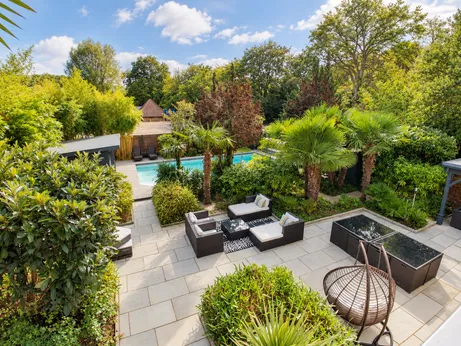 Cricketfield Road, Horsham, RH12
