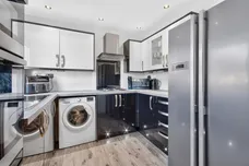 Cleeves Road, Glasgow
