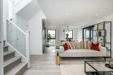 Plough Road, London, SW11 photo 2