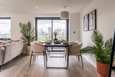 Plough Road, London, SW11 photo 10