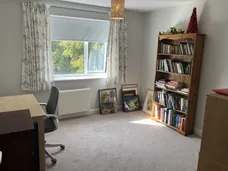 Old Schools Lane, Epsom, KT17 photo 4