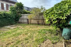 Gilda Crescent, POLEGATE