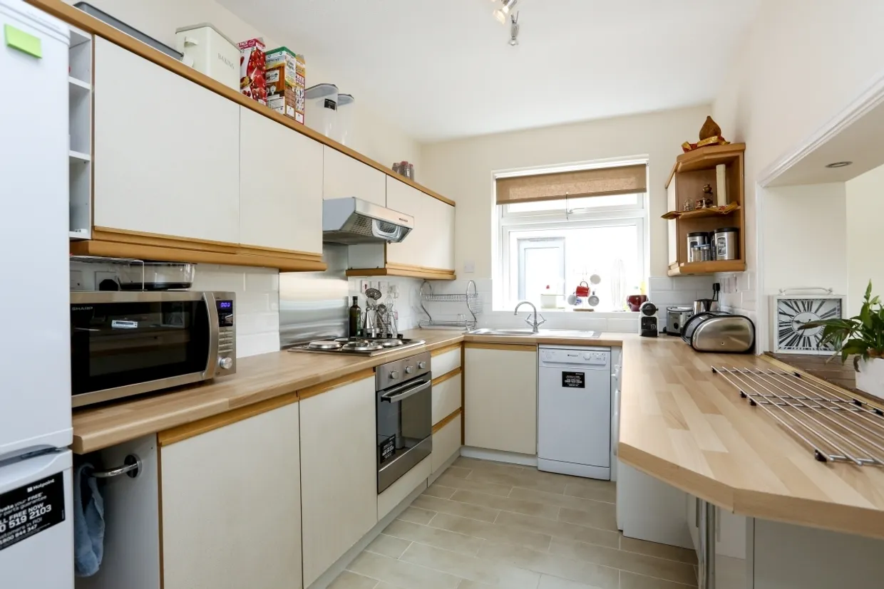 Worple Road, SW19 photo 2