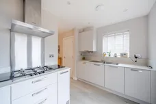 Mill Road, Epsom KT17 photo 2