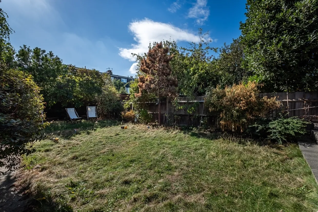 Liddell Gardens London NW10 photo 5