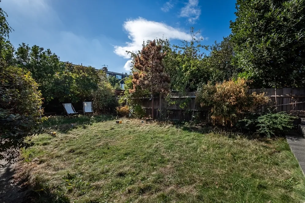 Liddell Gardens London NW10 photo 5