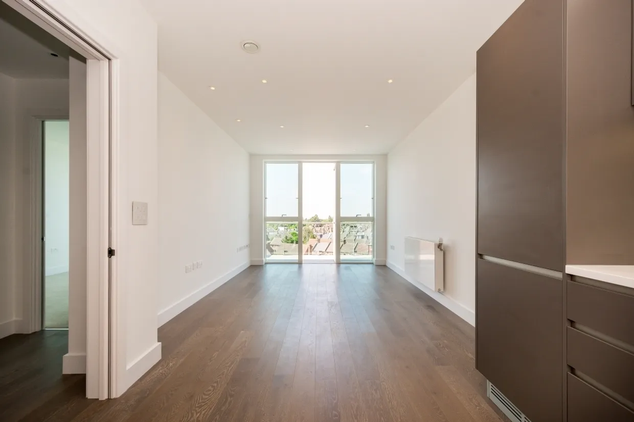 21 Chamberlayne Road London NW10 photo 1