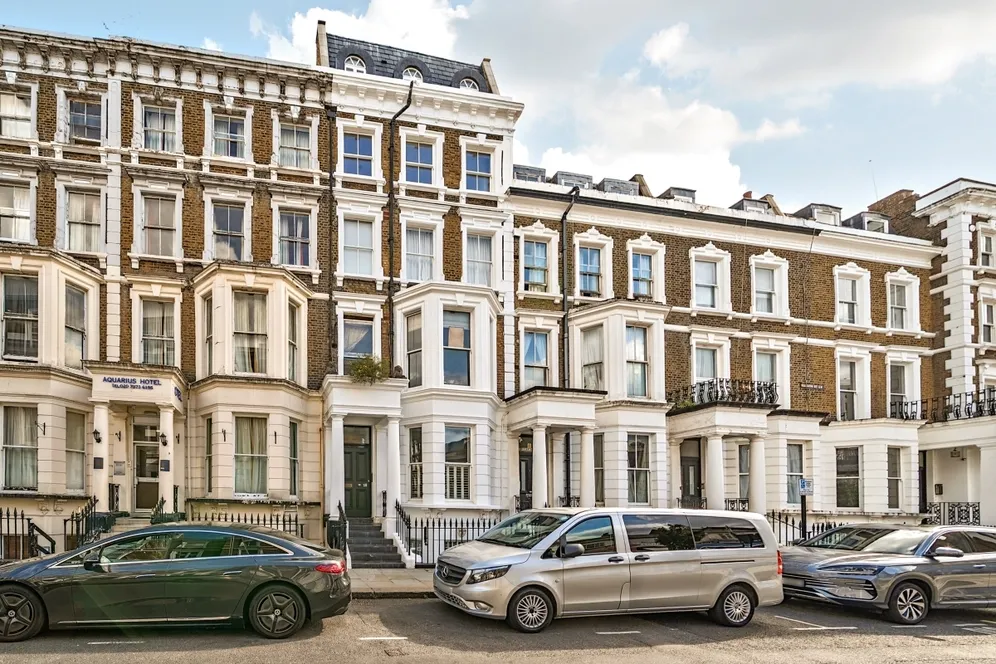 Hogarth Road London SW5 photo 17