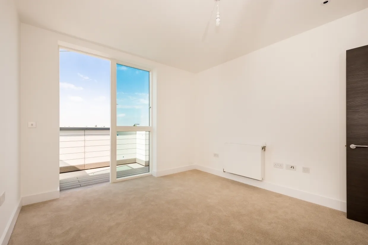 21 Chamberlayne Road London NW10 photo 8