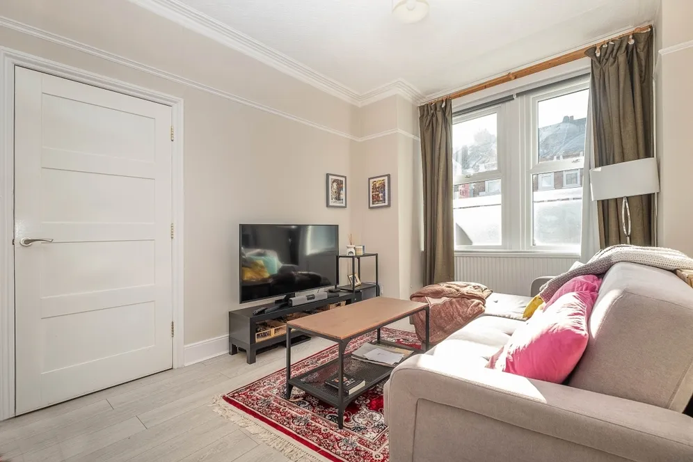 Aldren Road Earlsfield SW17 photo 9