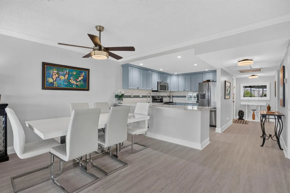 2901 S Palm Aire Dr, Pompano Beach, FL 33069