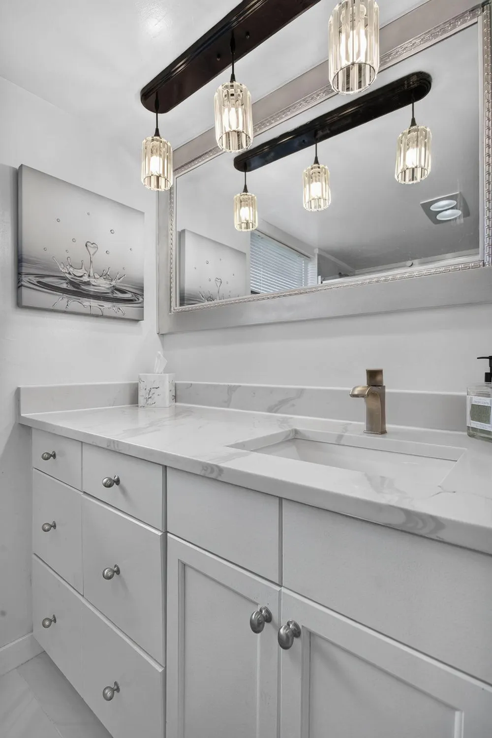 2901 S Palm Aire Dr, Pompano Beach, FL 33069