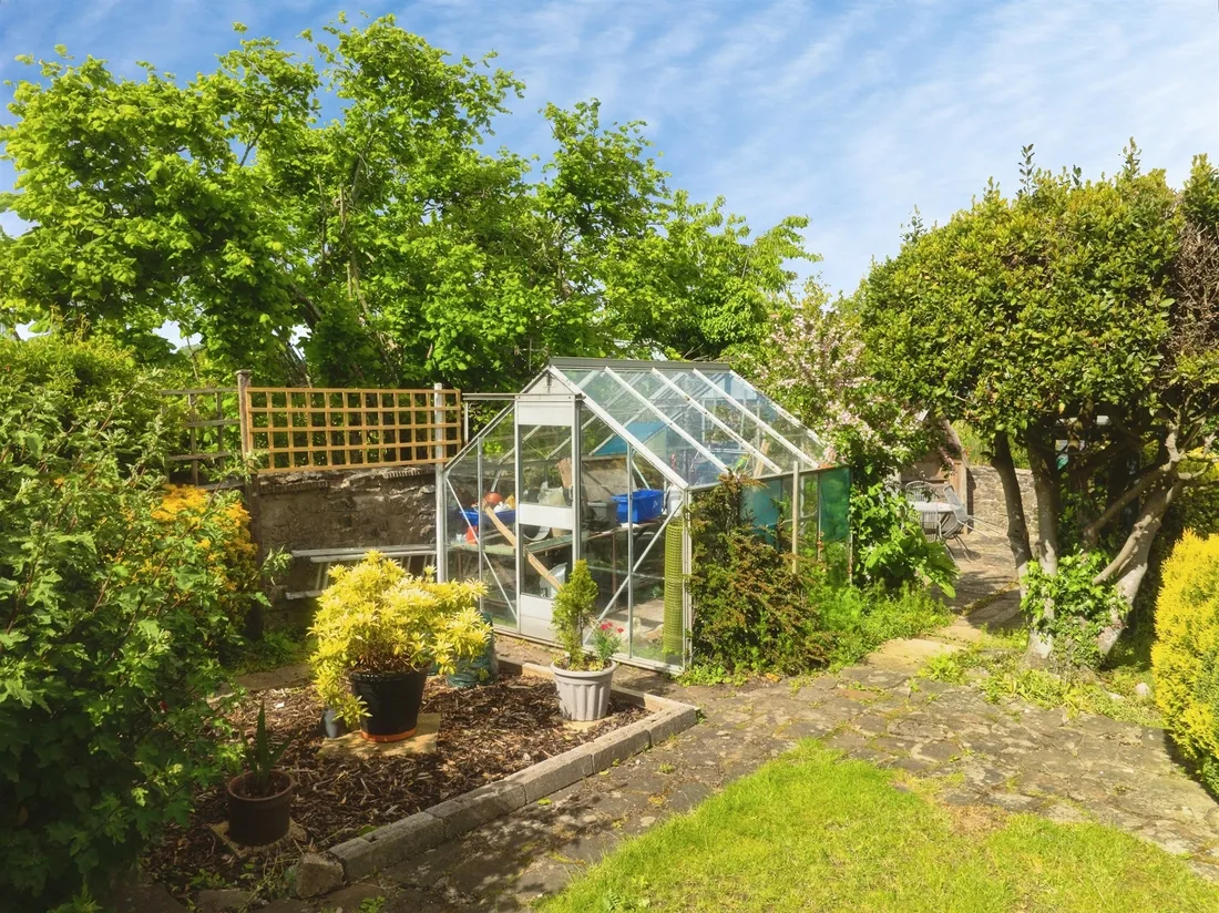 Property photo 37