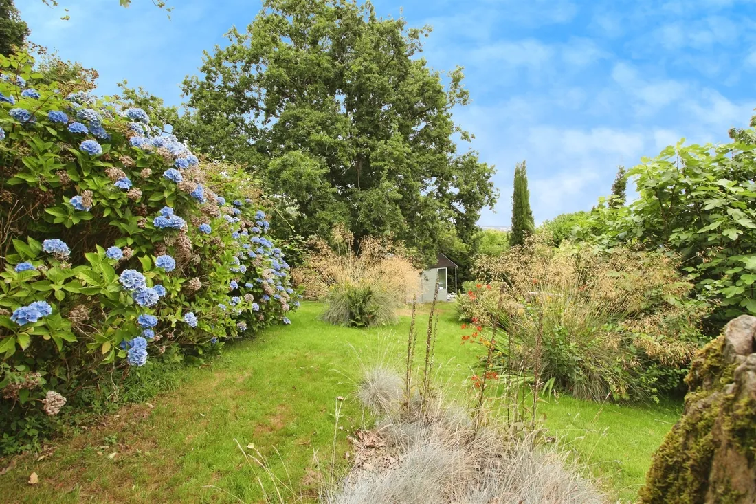 Property photo 33
