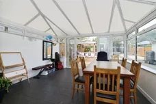 North End, Calne