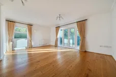 The Ridgeway, Enfield
