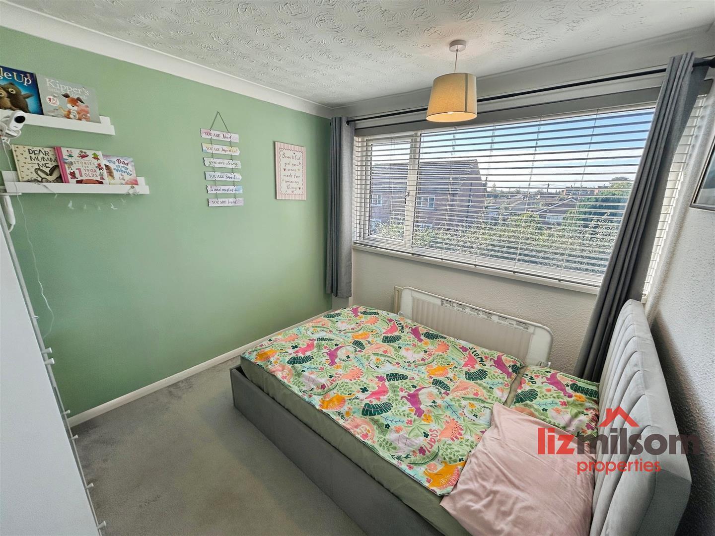Oversetts Court, Swadlincote Image 14