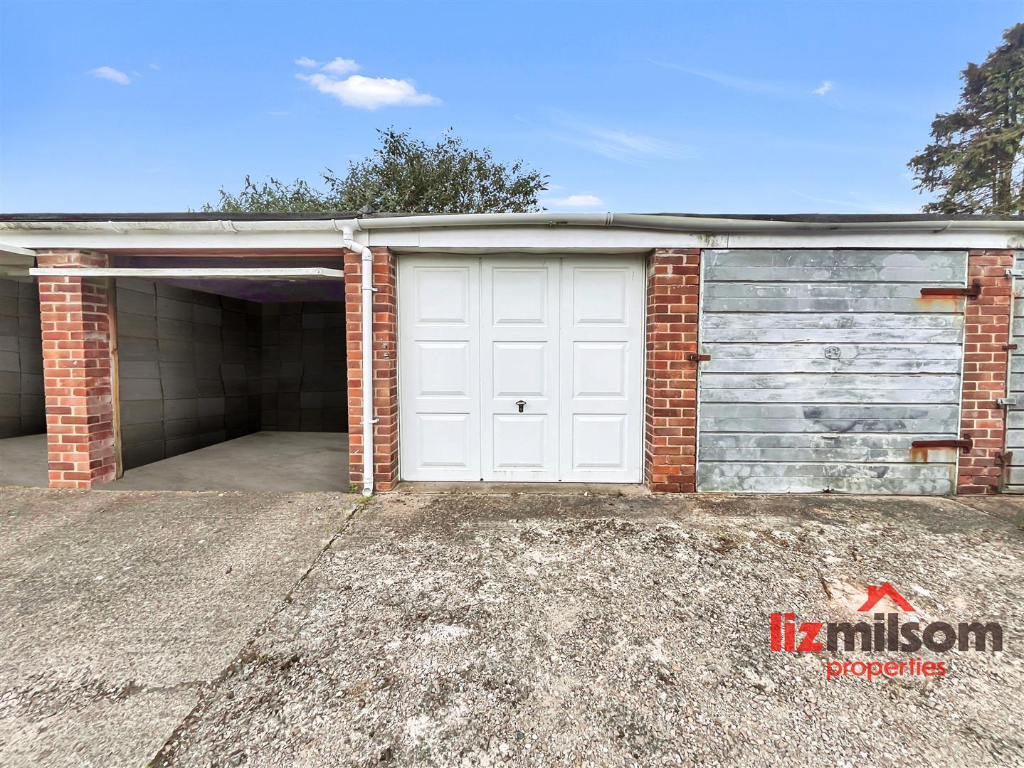 Oversetts Court, Swadlincote Image 23