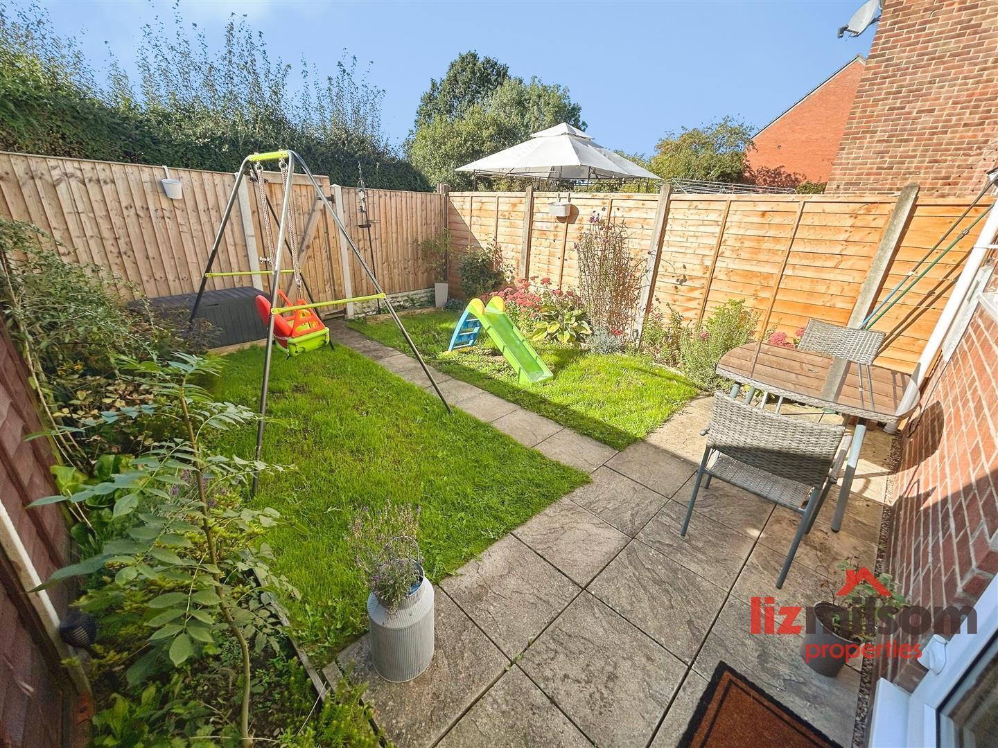 Oversetts Court, Swadlincote Image 4
