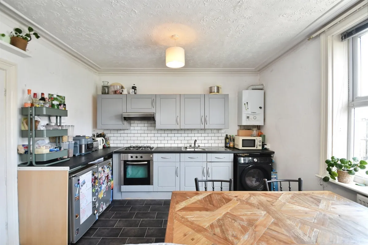 Mayfield Grove, HARROGATE
