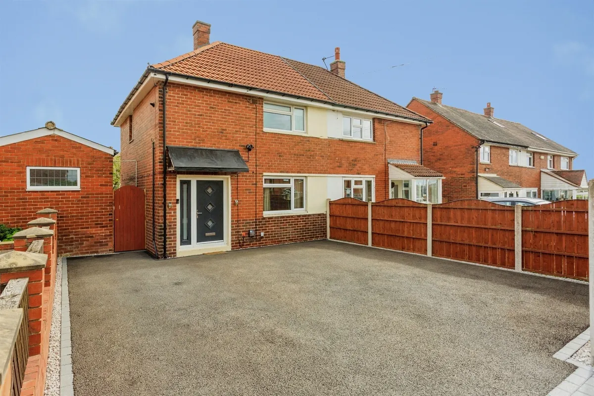 Smithy Lane, Tingley, Wakefield