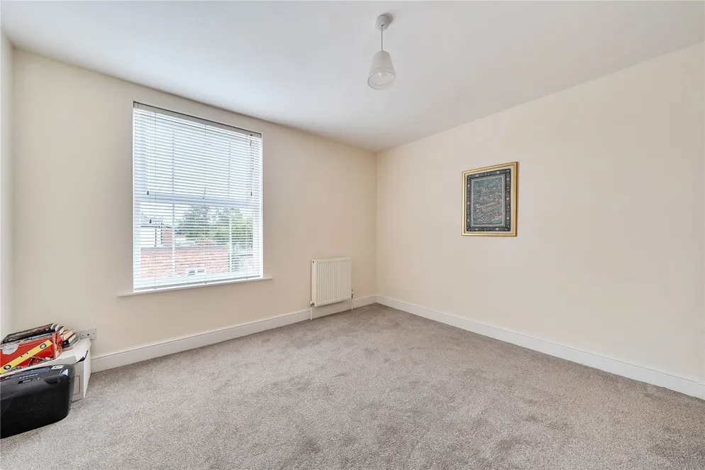 Property carousel item 16