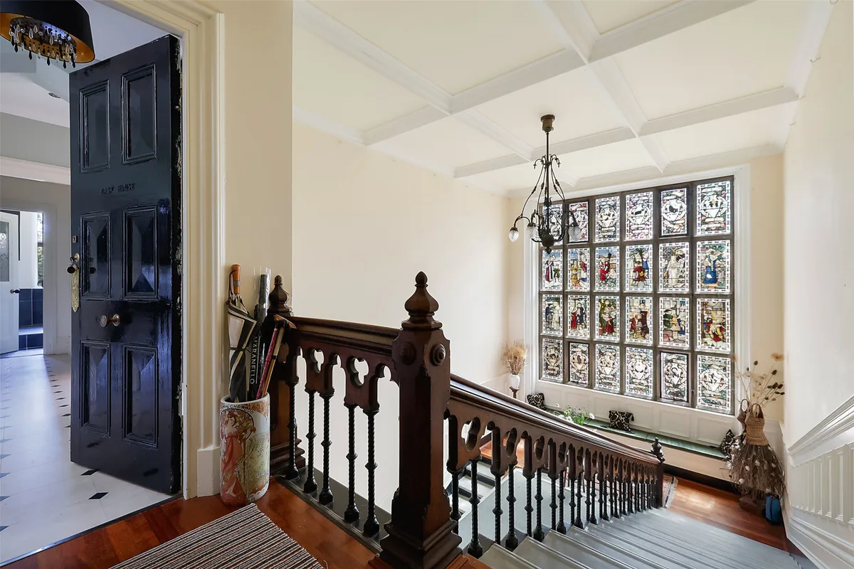Mynthurst, Leigh, Reigate, Surrey, RH2