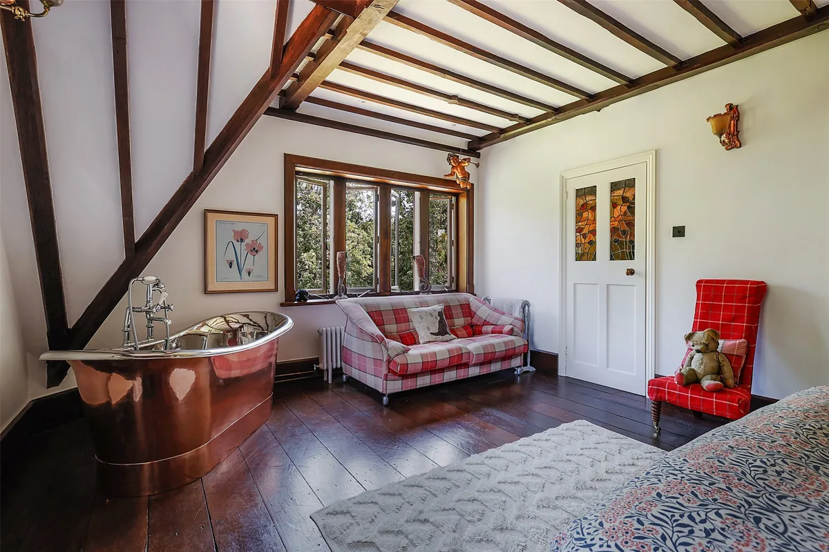 Mynthurst, Leigh, Reigate, Surrey, RH2